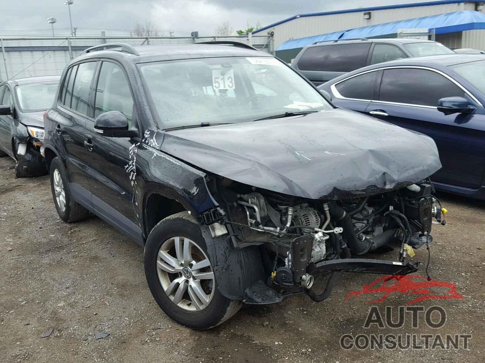 VOLKSWAGEN TIGUAN 2016 - WVGAV7AX5GW600915