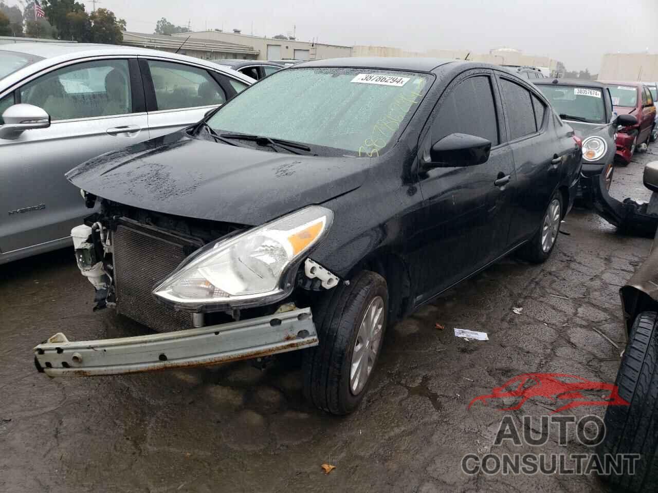 NISSAN VERSA 2019 - 3N1CN7AP0KL826701