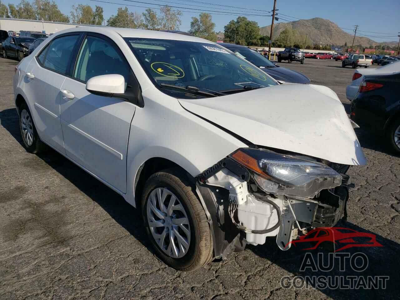 TOYOTA COROLLA 2018 - 5YFBURHE7JP824196