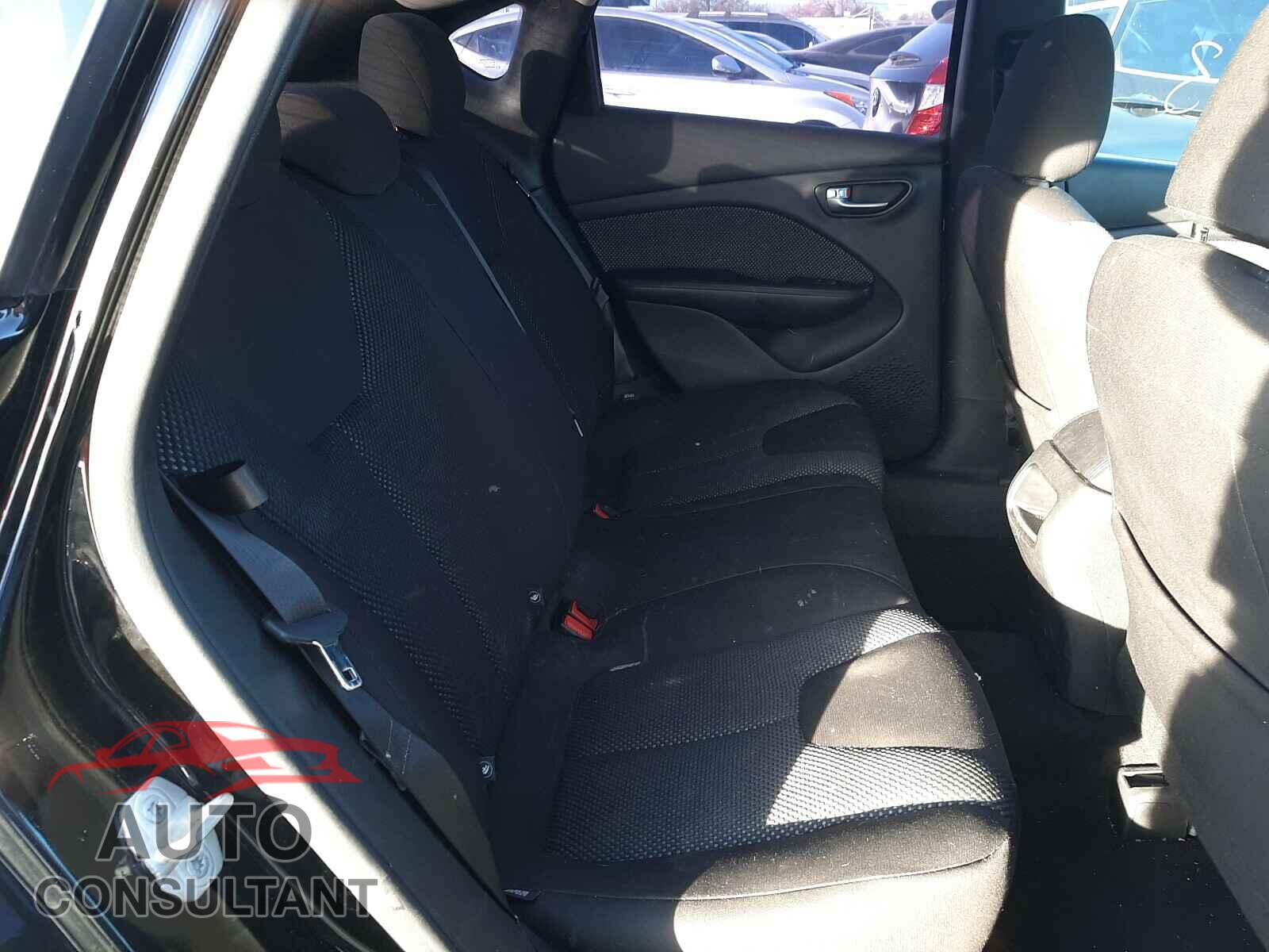DODGE DART 2016 - 1C3CDFAA7GD592807