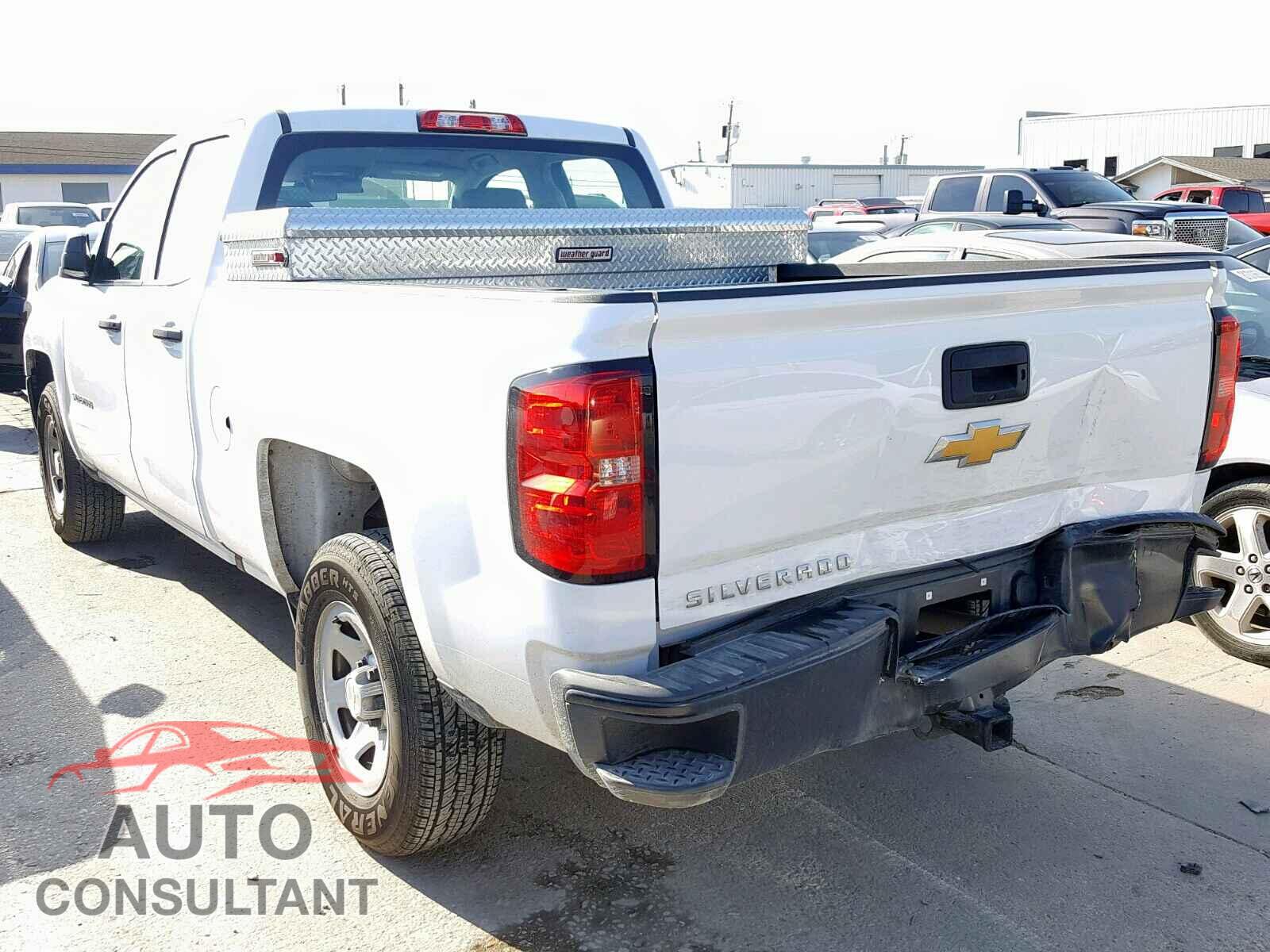 CHEVROLET SILVERADO 2018 - 4T1E31AK8LU010271