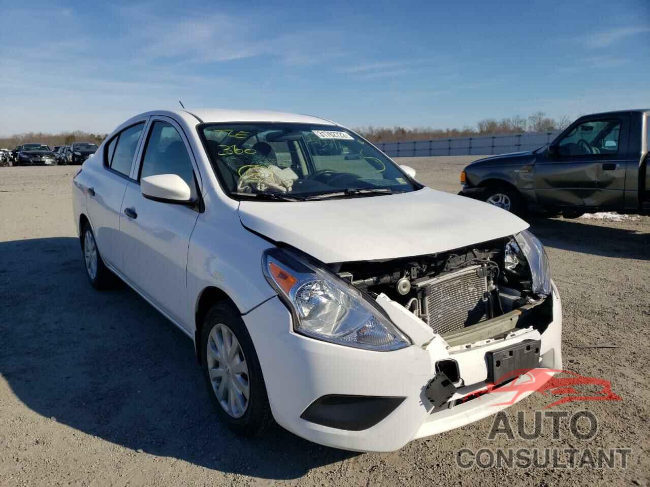 NISSAN VERSA 2017 - 3N1CN7AP3HL848801