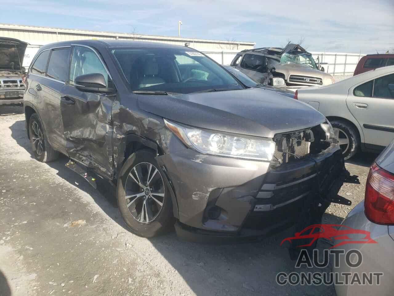 TOYOTA HIGHLANDER 2018 - 5TDBZRFH1JS880947