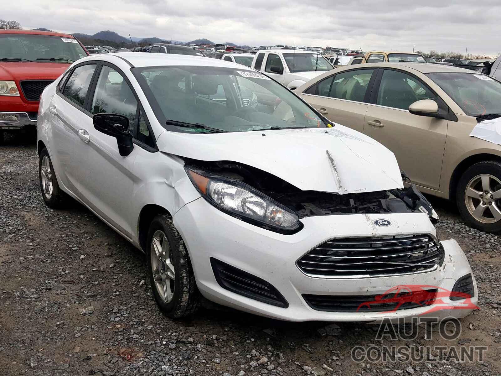 FORD FIESTA 2018 - 5N1DR2MN4HC677566