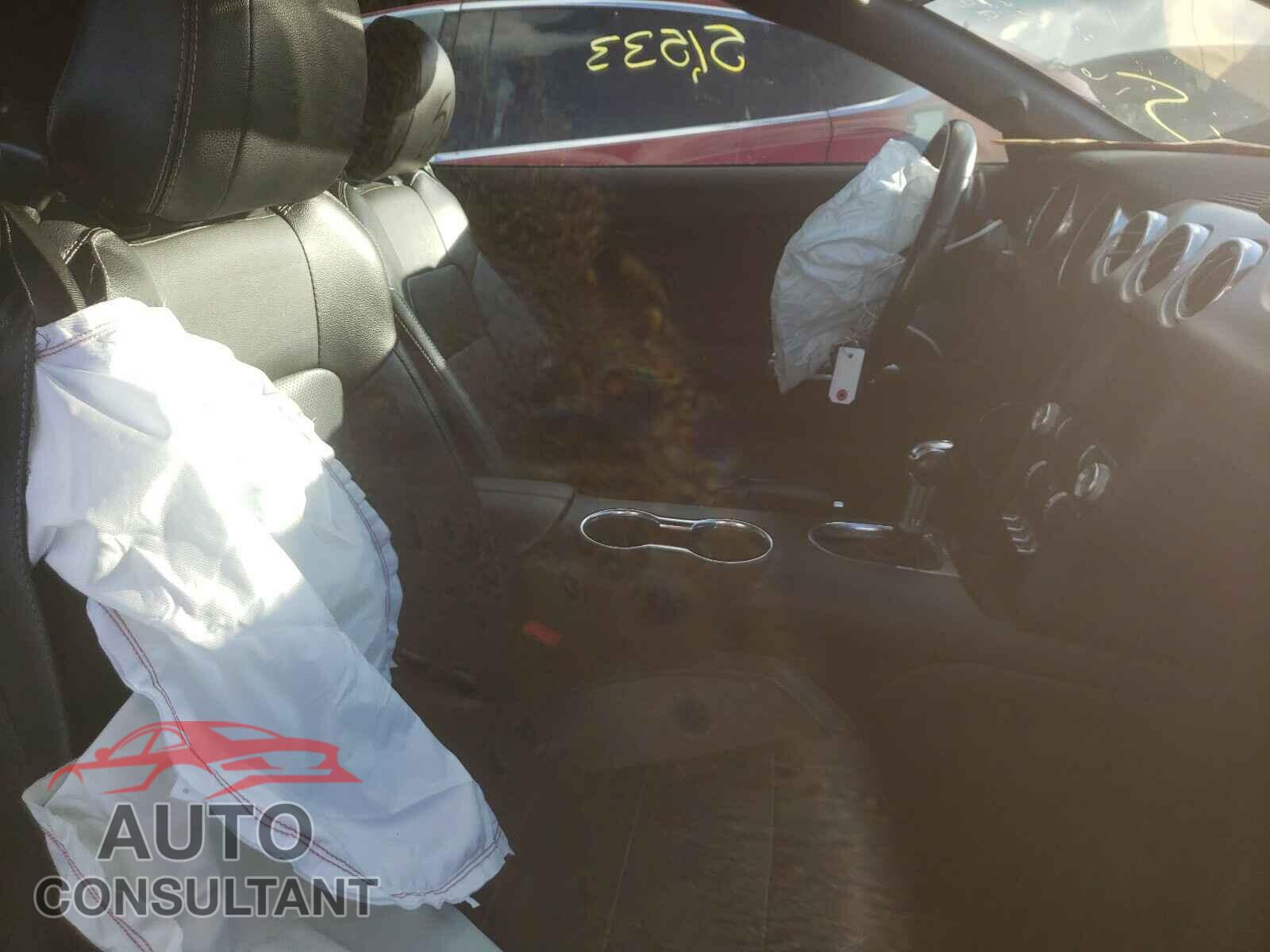 FORD MUSTANG 2018 - 1FATP8UH4J5142661
