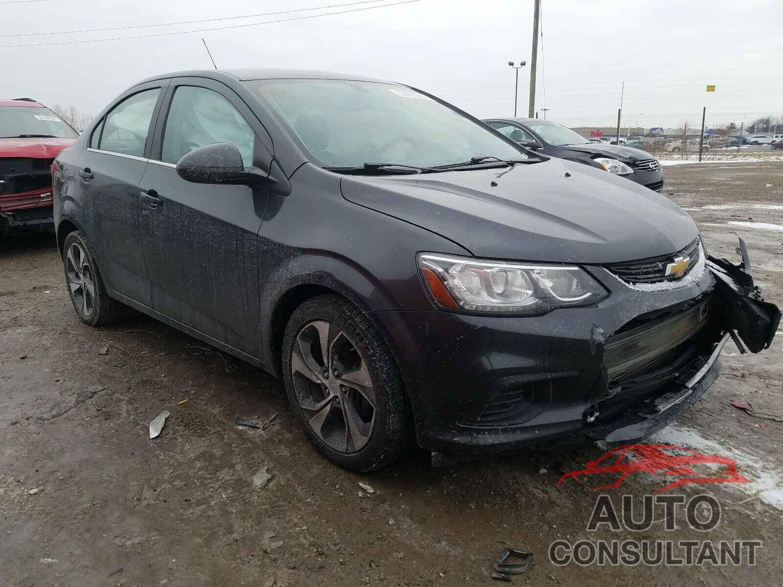 CHEVROLET SONIC 2017 - 1G1JF5SBXH4111621