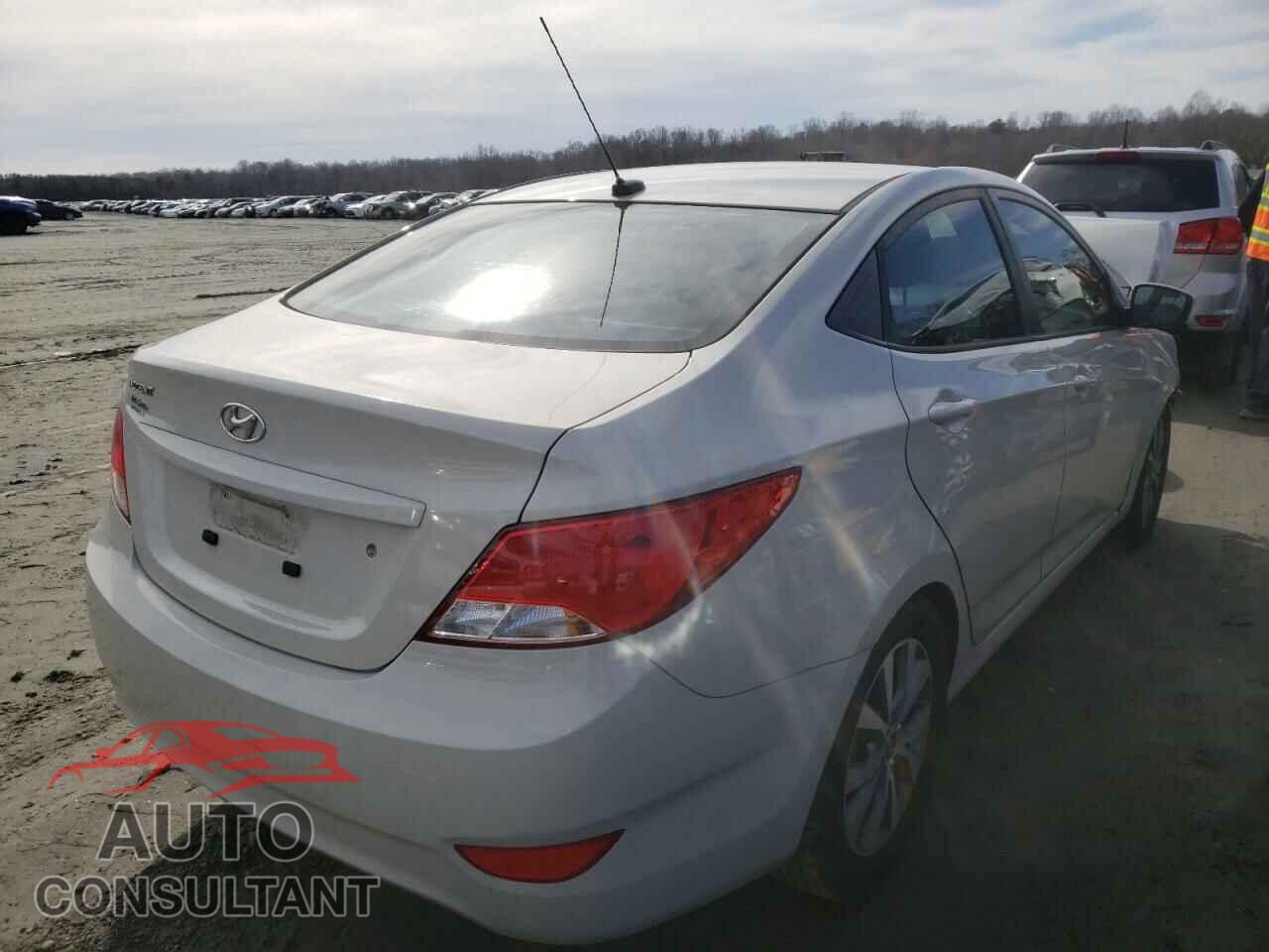 HYUNDAI ACCENT 2016 - KMHCU4AE7GU123747
