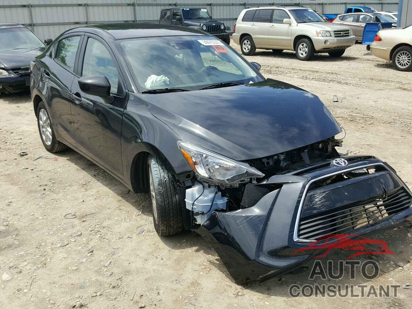 TOYOTA YARIS 2017 - 3MYDLBYV1HY196179
