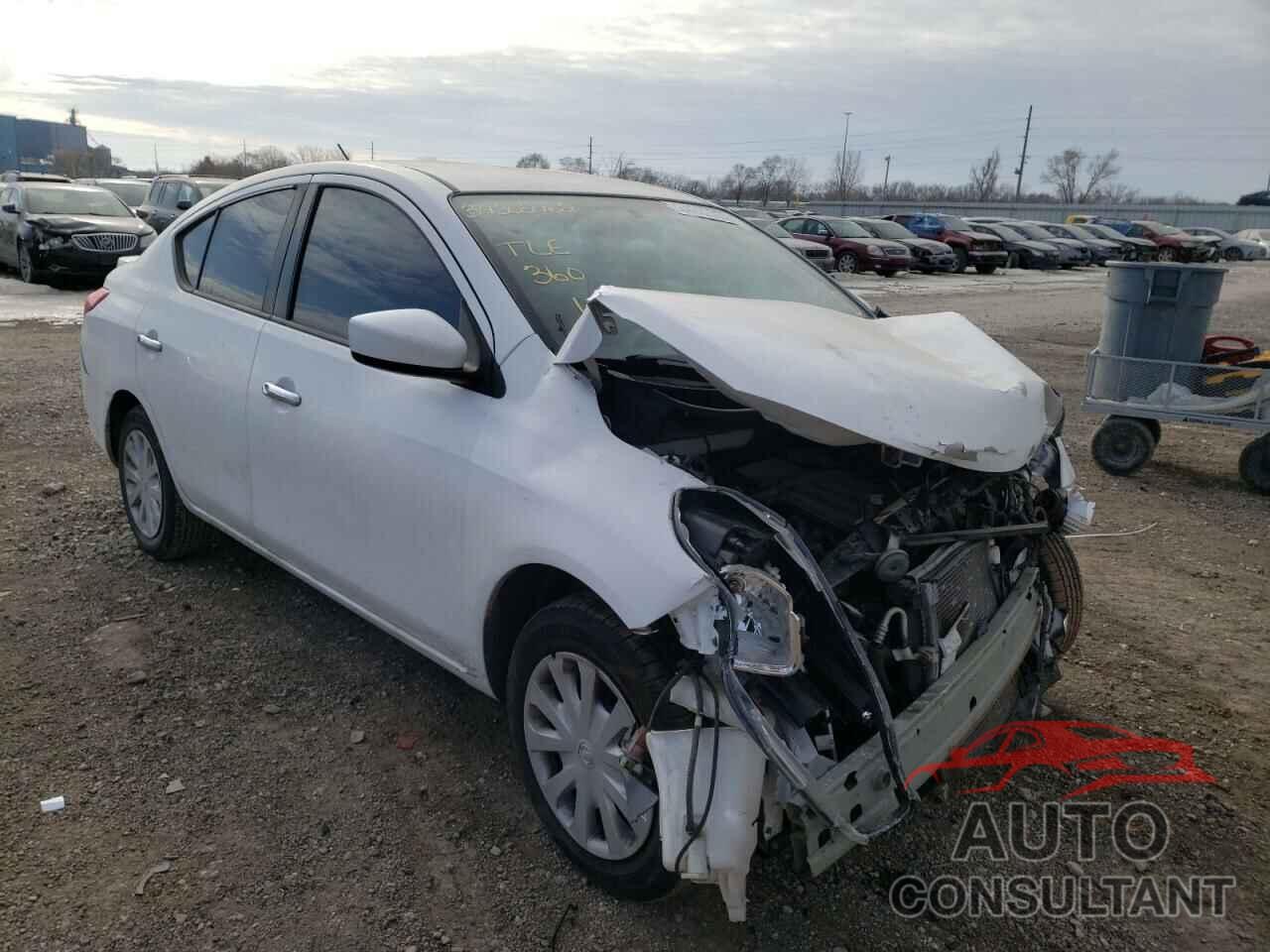 NISSAN VERSA 2017 - 3N1CN7AP8HL854156