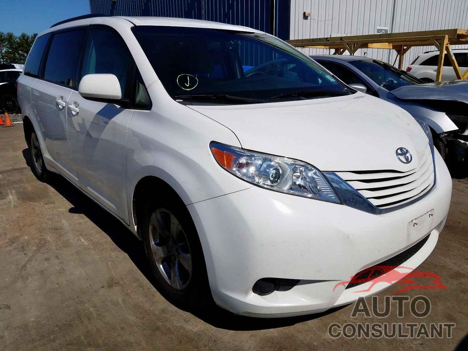 TOYOTA SIENNA 2017 - 5TDKZ3DC4HS859587