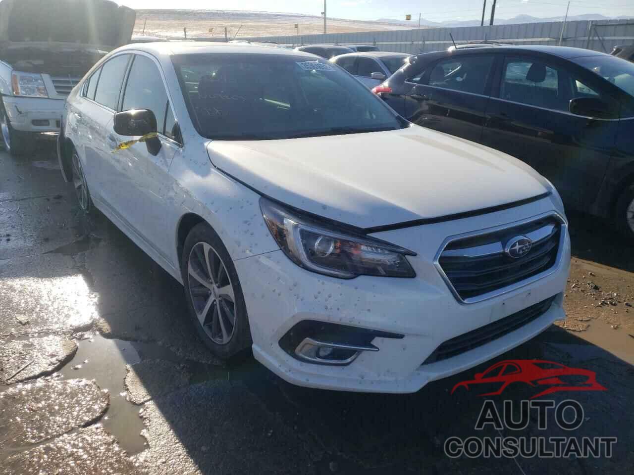 SUBARU LEGACY 2018 - 4S3BNAN6XJ3024125