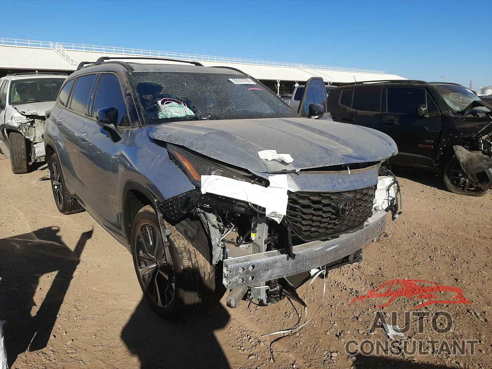 TOYOTA HIGHLANDER 2021 - 5TDJZRBH8MS062038