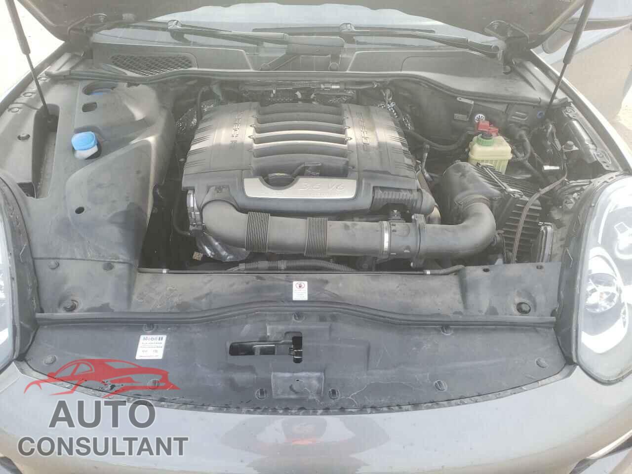 PORSCHE CAYENNE 2018 - WP1AA2A24JKA06076