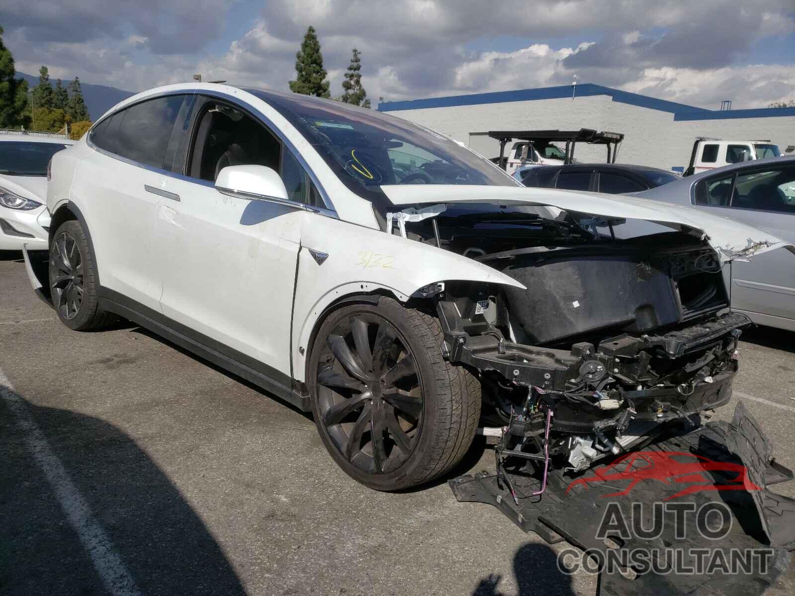 TESLA MODEL X 2020 - 5YJXCBE20LF242014