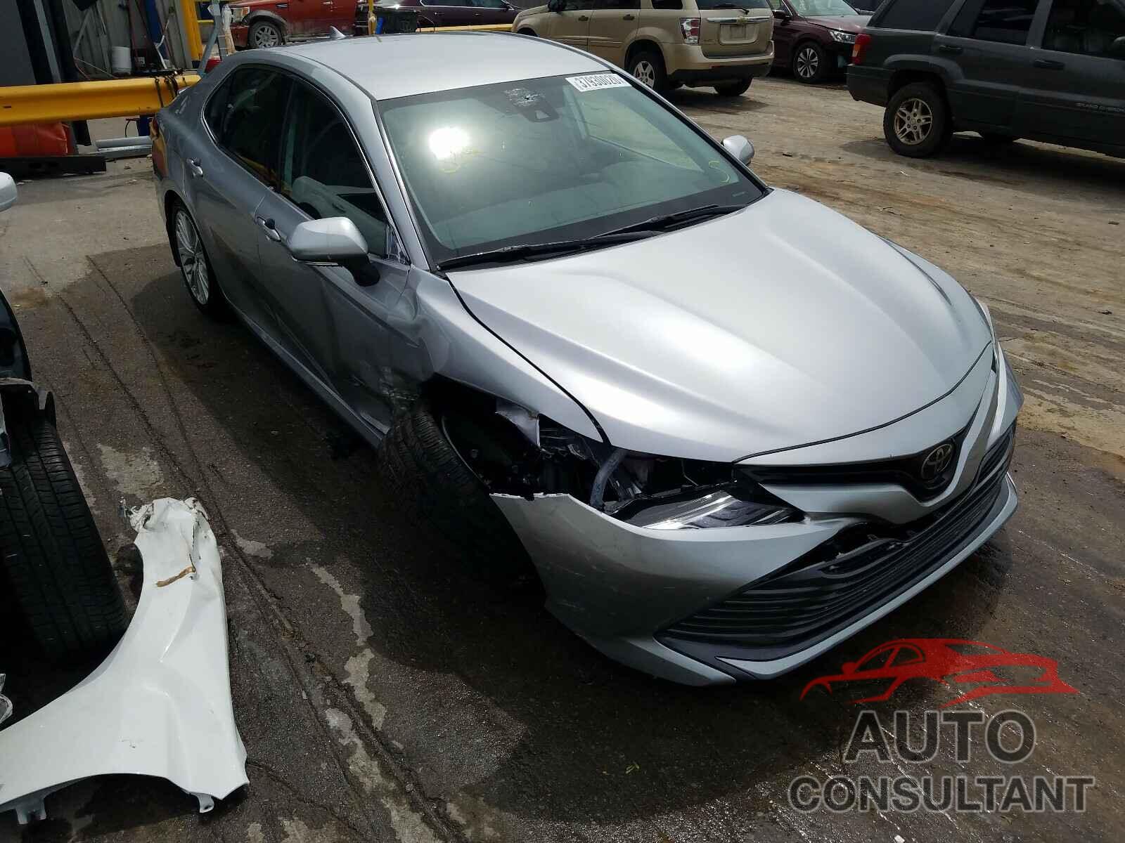TOYOTA CAMRY 2020 - 4T1F11AK9LU880508