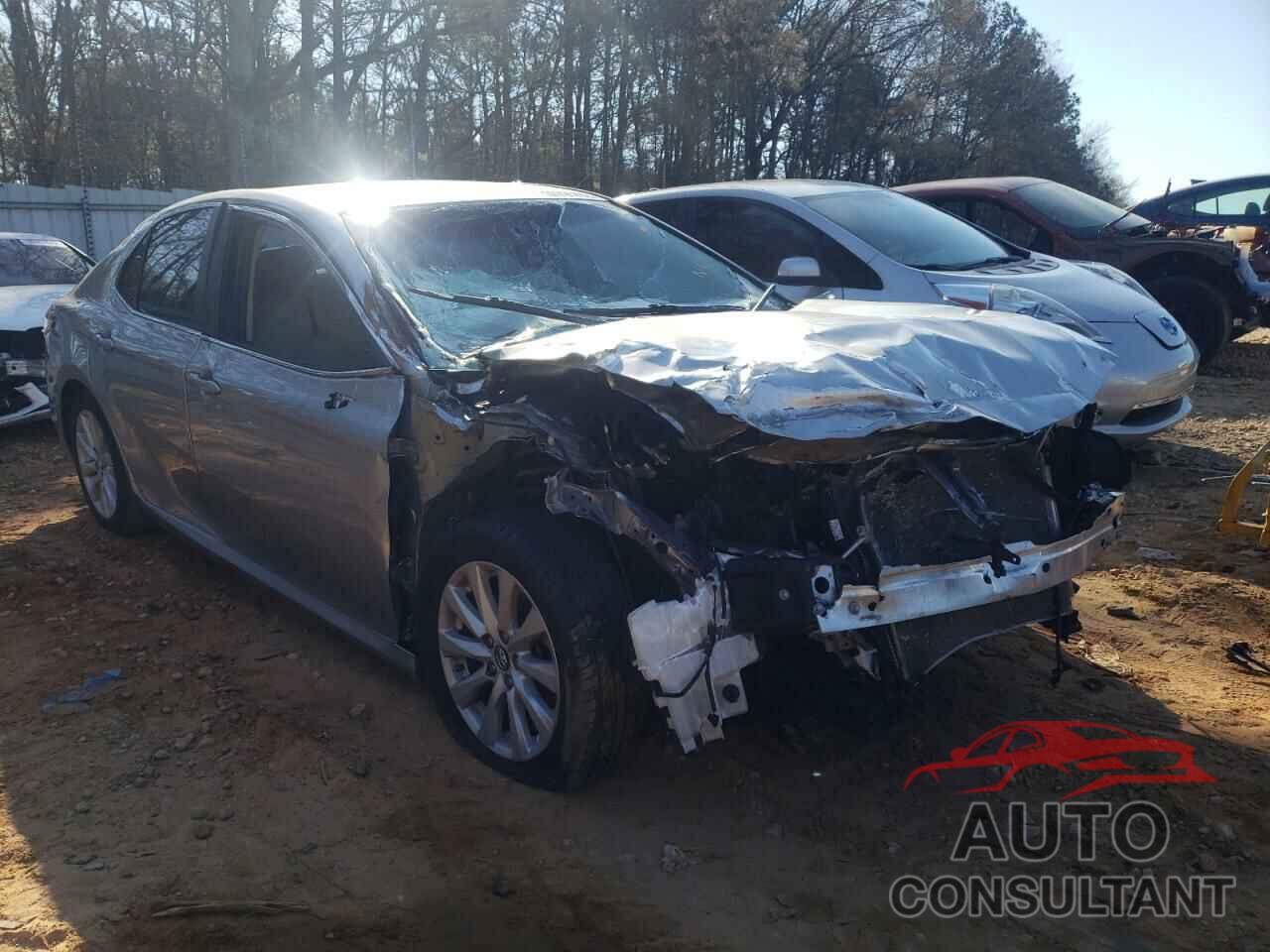 TOYOTA CAMRY 2018 - 4T1B11HK3JU105607