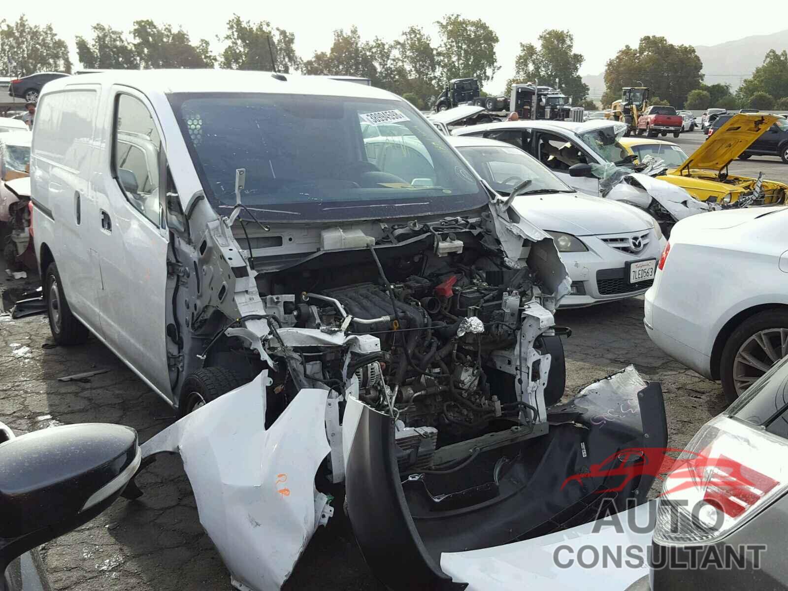 NISSAN NV 2015 - 3N6CM0KN0FK720925