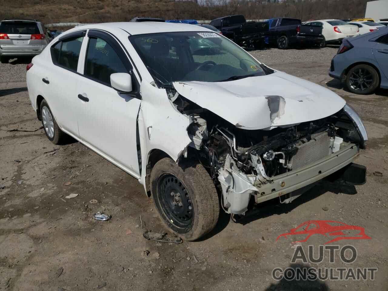 NISSAN VERSA 2019 - 3N1CN7AP8KL829474