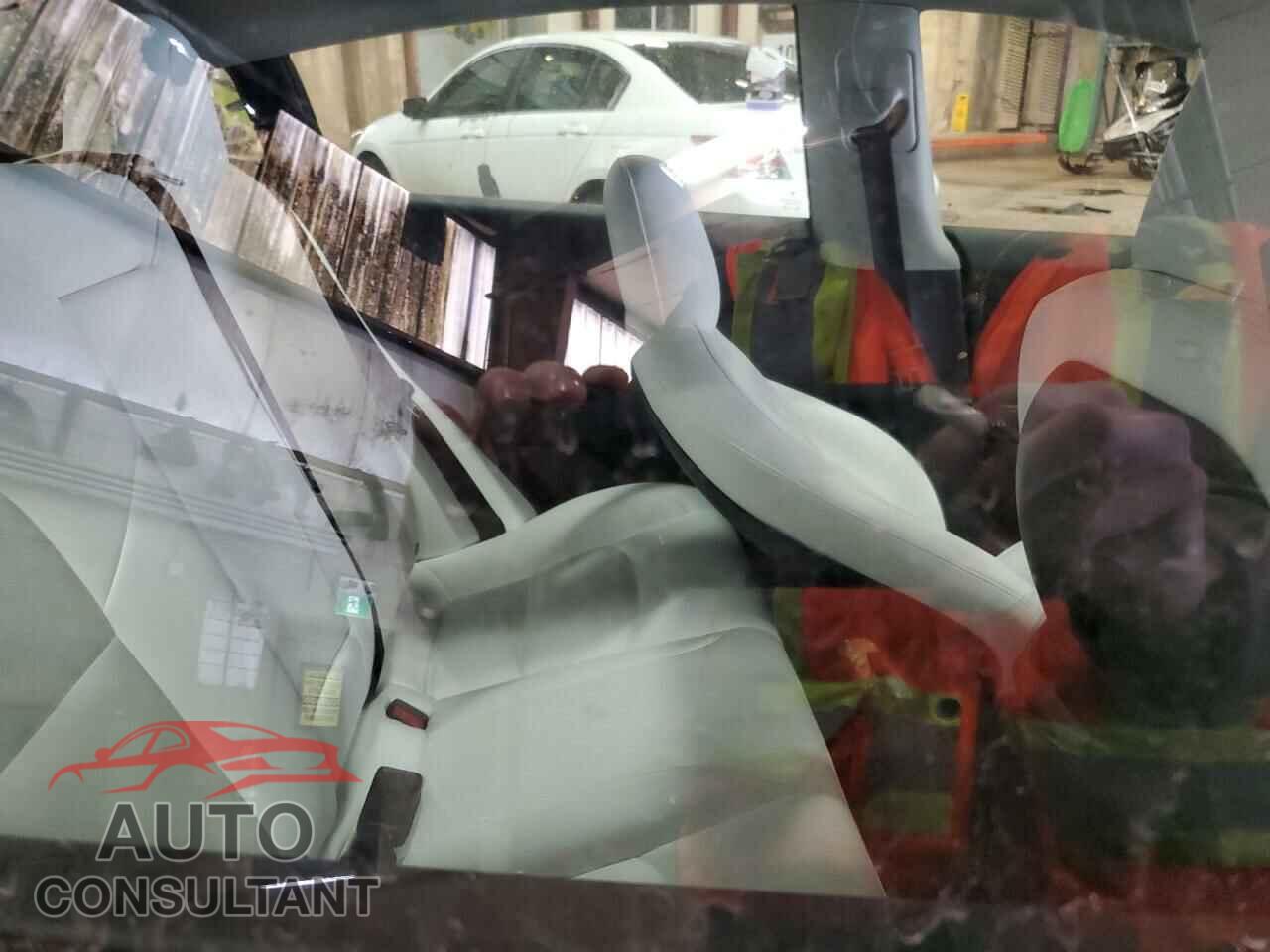 TESLA MODEL 3 2023 - 5YJ3E1EA3PF384020
