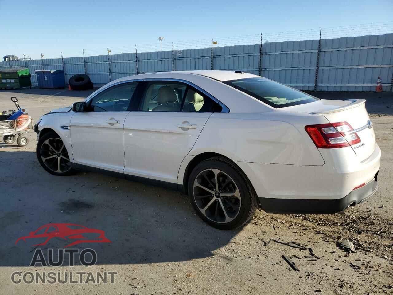 FORD TAURUS 2016 - 1FAHP2E88GG156464