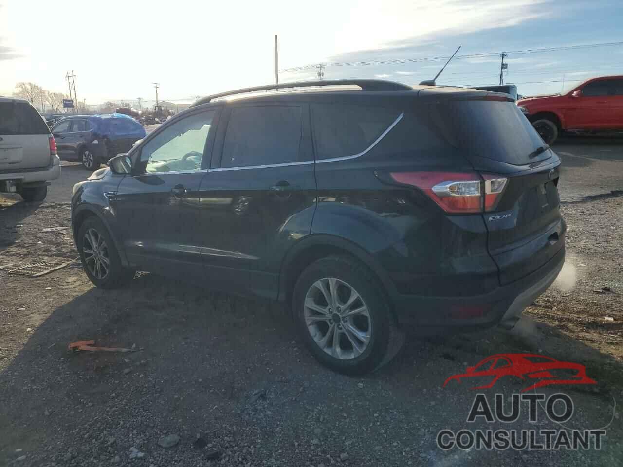 FORD ESCAPE 2017 - 1FMCU0GD6HUC23346