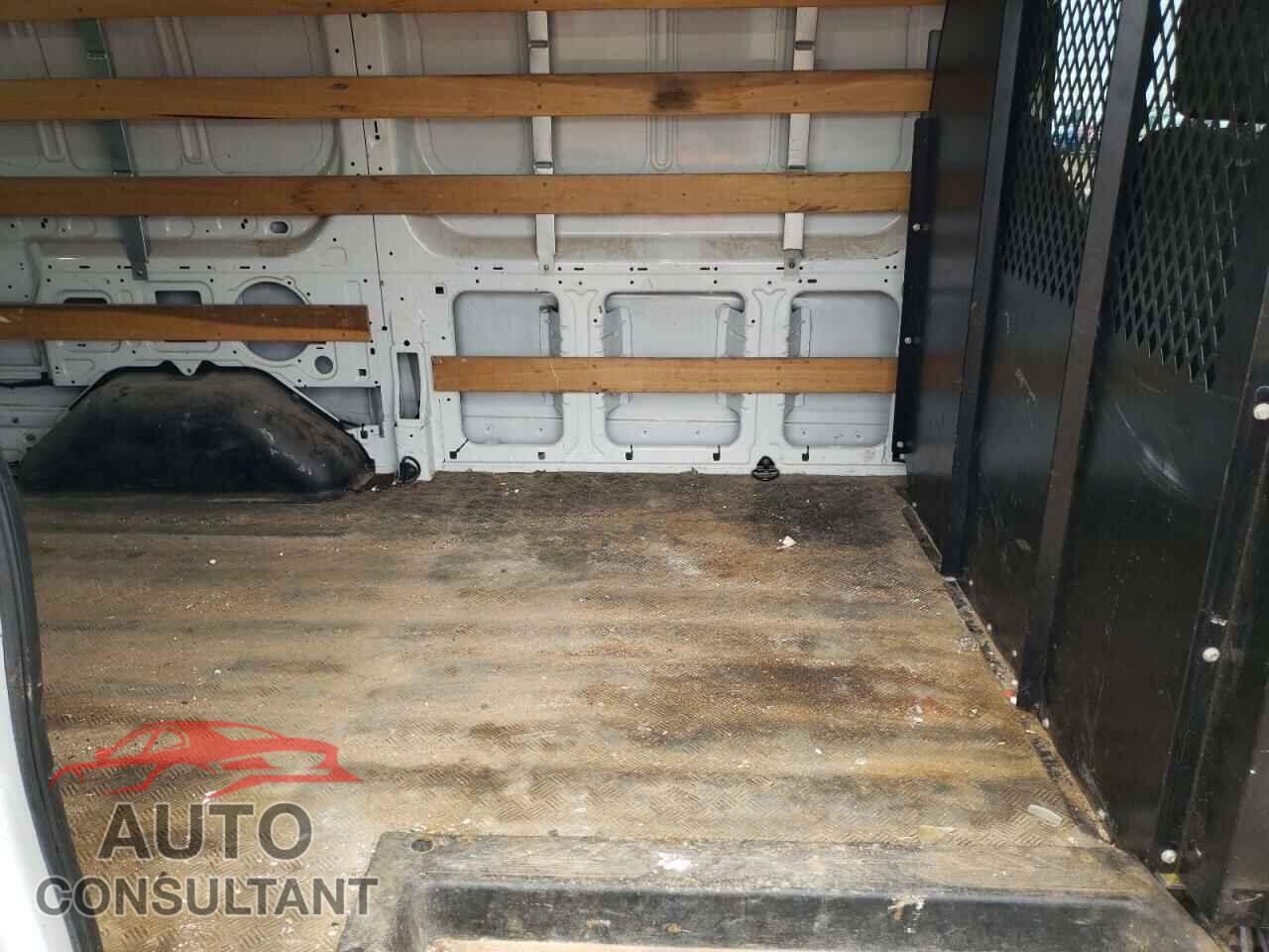 FORD TRANSIT CO 2018 - 1FTYR1YM7JKA65097