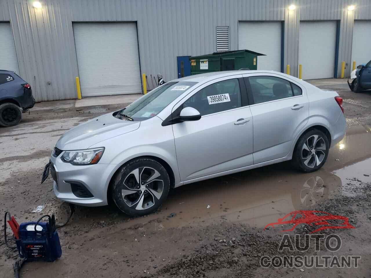 CHEVROLET SONIC 2017 - 1G1JF5SB6H4111082