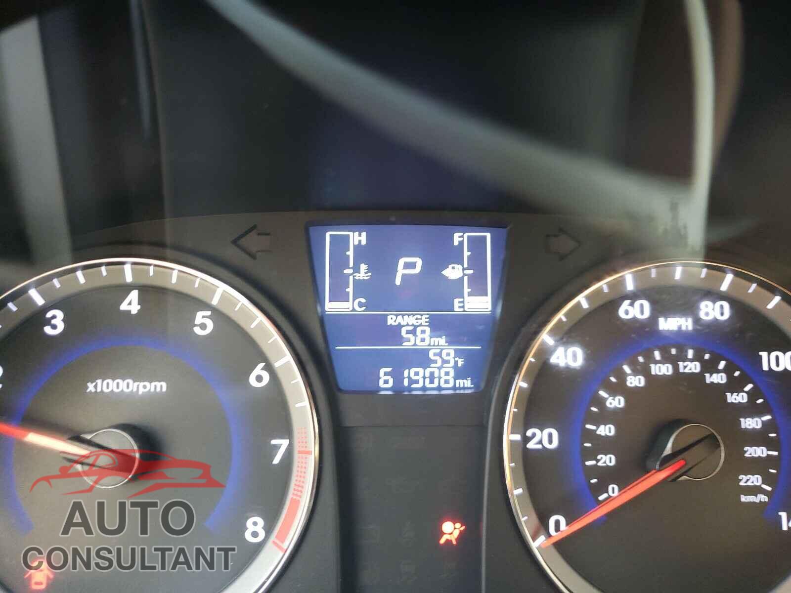 HYUNDAI ACCENT 2016 - KMHCT4AE4GU072016