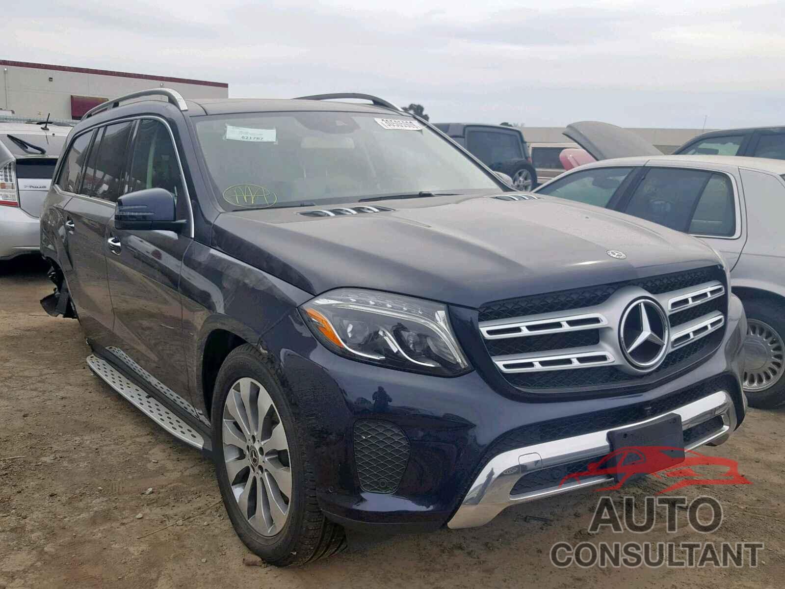 MERCEDES-BENZ GLS 450 4M 2018 - 5YJXCBE23HF060797