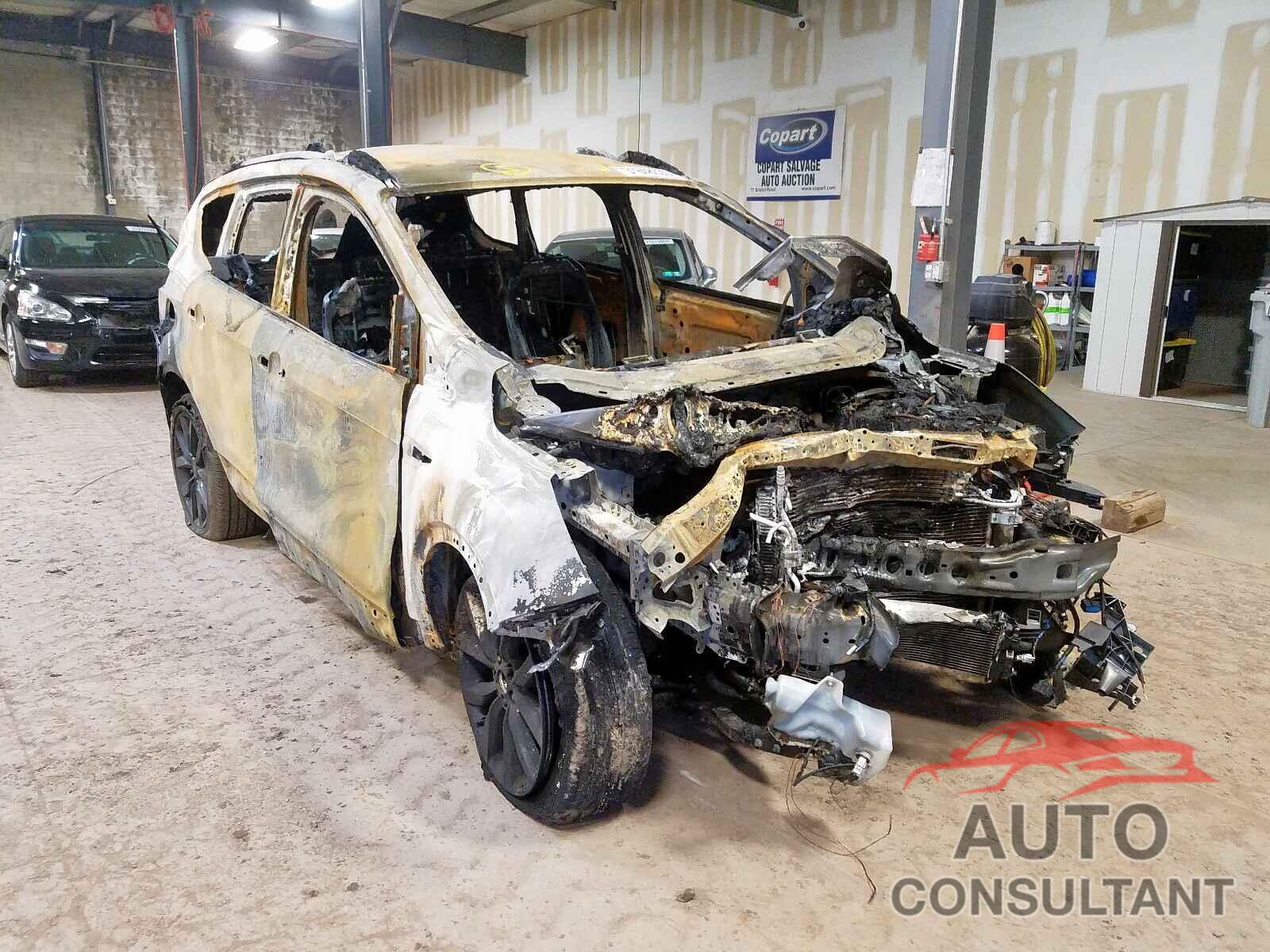 FORD ESCAPE 2018 - 1N4AL3AP0JC117771