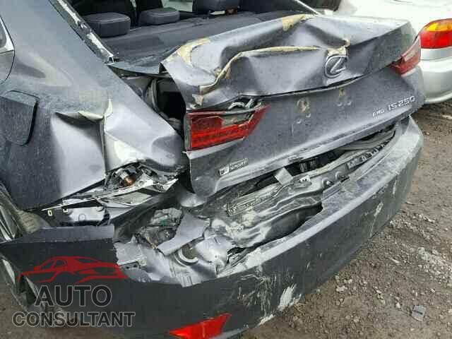 LEXUS IS250 2015 - JTHCF1D24F5016421