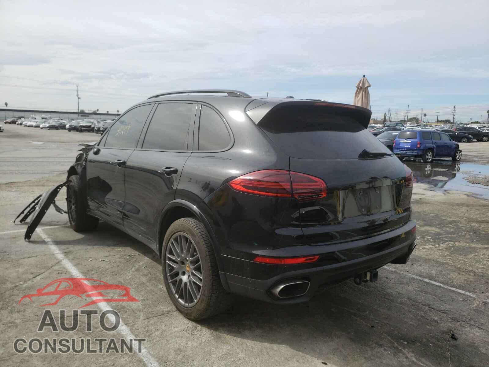 PORSCHE CAYENNE 2017 - WP1AA2A23HKA88957