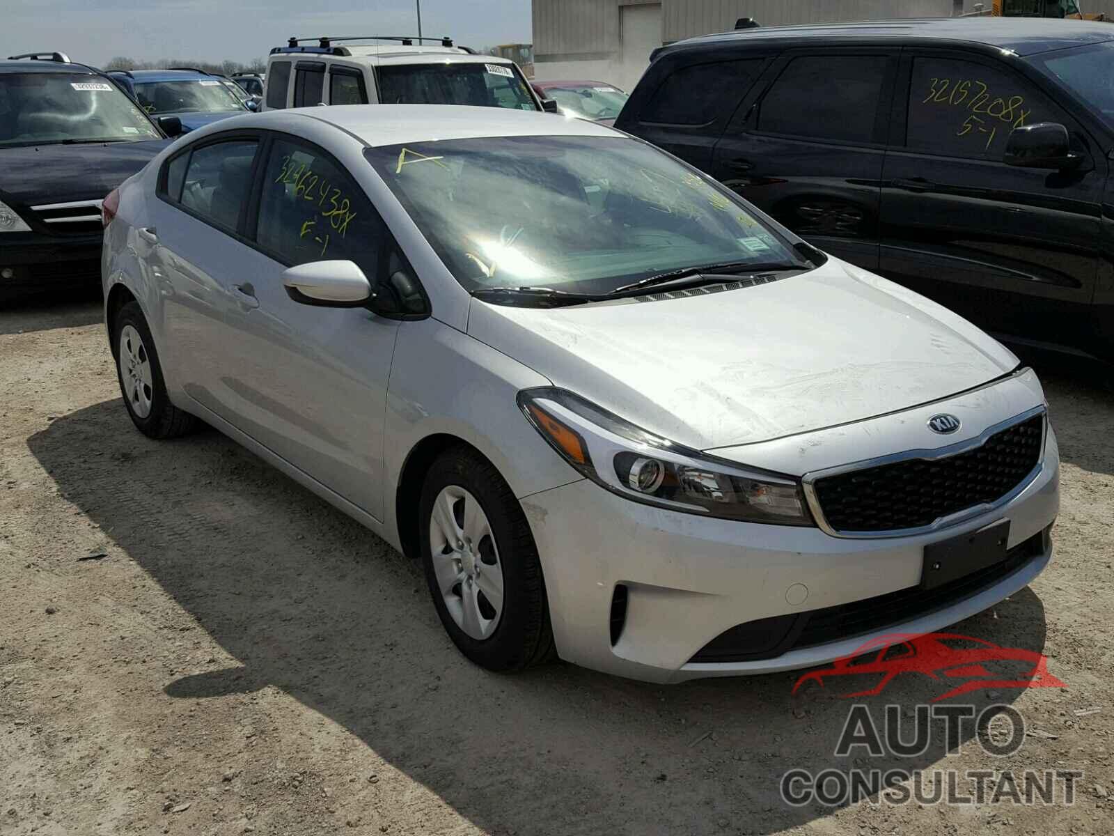 KIA FORTE 2018 - 3KPFK4A79JE184824