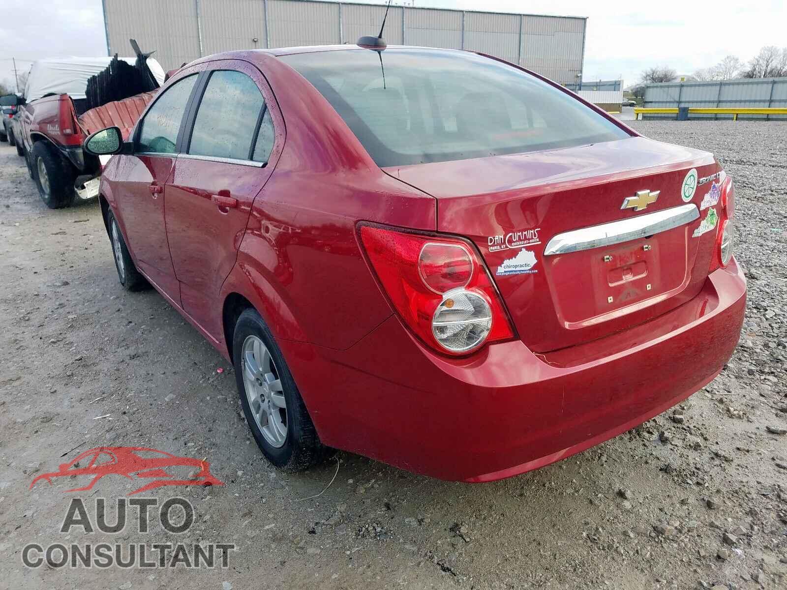 CHEVROLET SONIC 2016 - 3N1AB8CV3LY262399