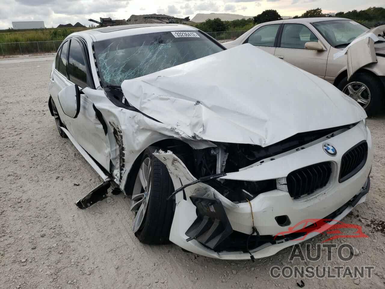 BMW 3 SERIES 2018 - WBA8B9G51JNU99041