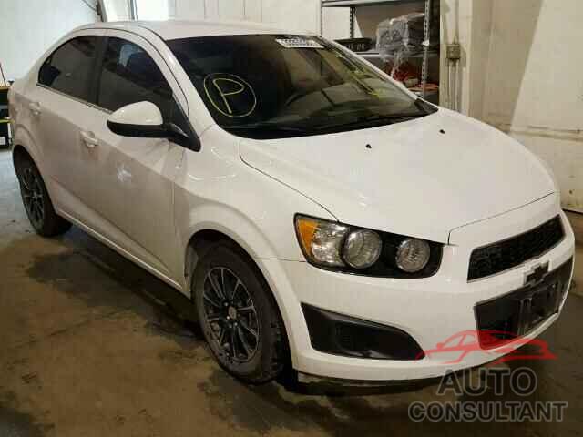 CHEVROLET SONIC 2015 - 1G1JC5SH0F4184264