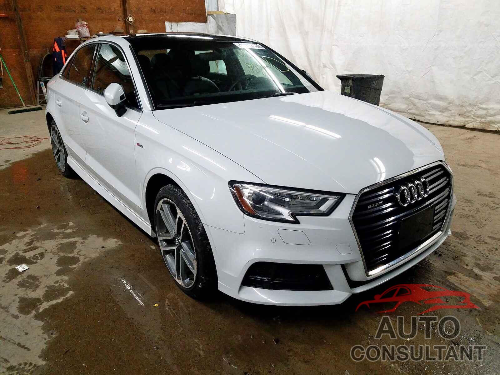 AUDI A3 2017 - WAUJ8GFF5H1006039