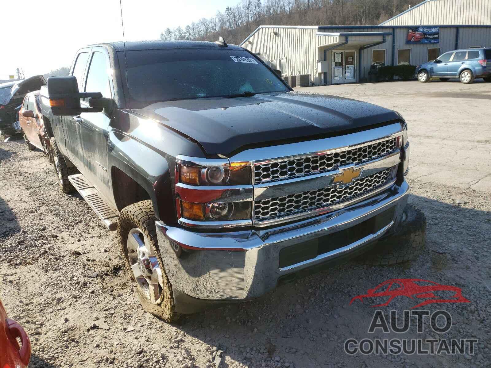 CHEVROLET SILVERADO 2019 - 2GC2KREG9K1150385