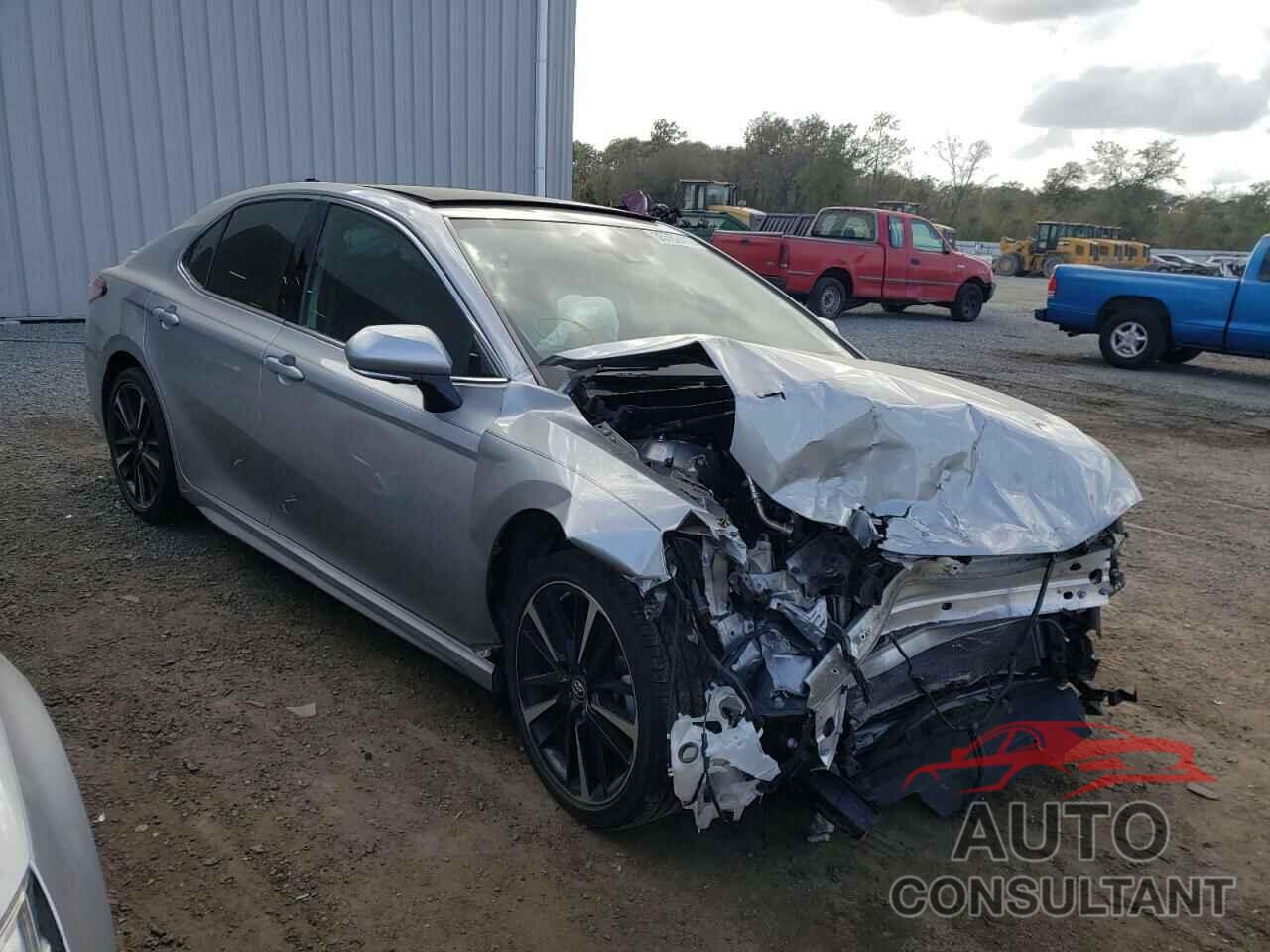 TOYOTA CAMRY 2019 - 4T1B61HK8KU182184