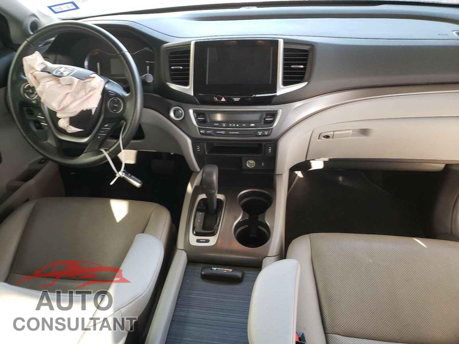 HONDA RIDGELINE 2017 - 5FPYK2F69HB006761