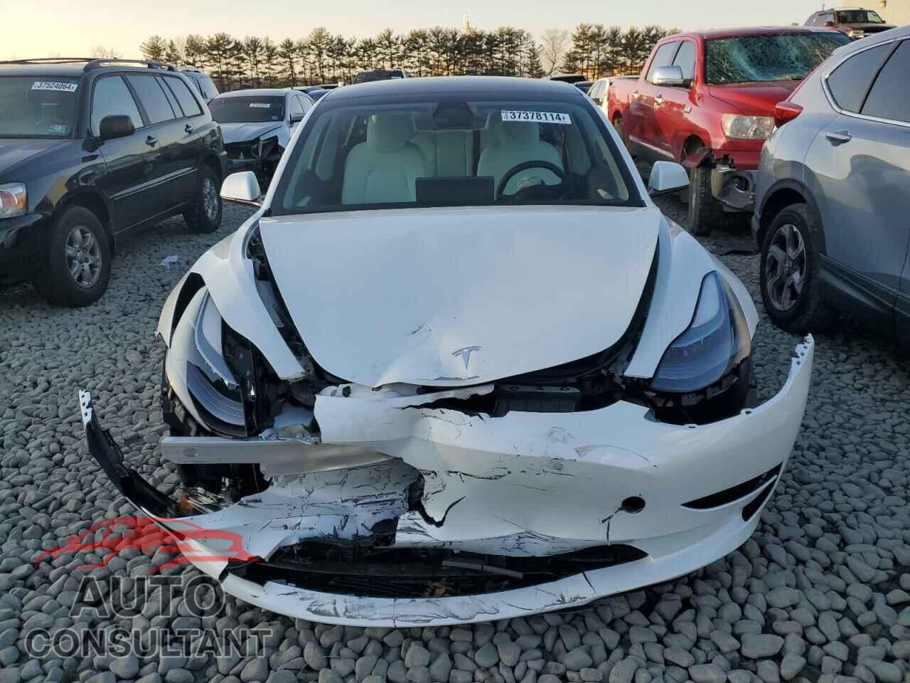 TESLA MODEL 3 2023 - 5YJ3E1EA8PF703699
