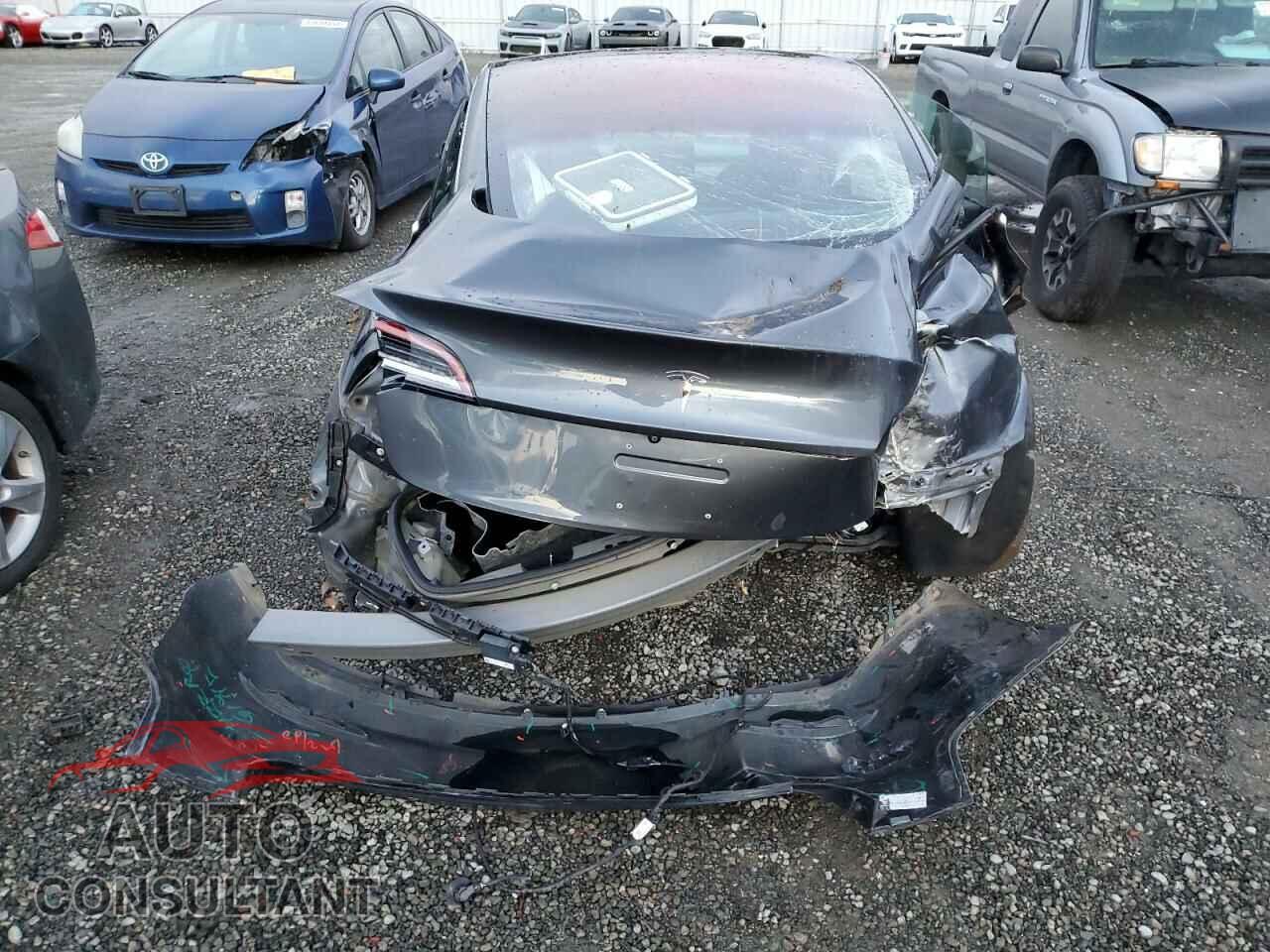 TESLA MODEL 3 2018 - 5YJ3E1EA9JF036830