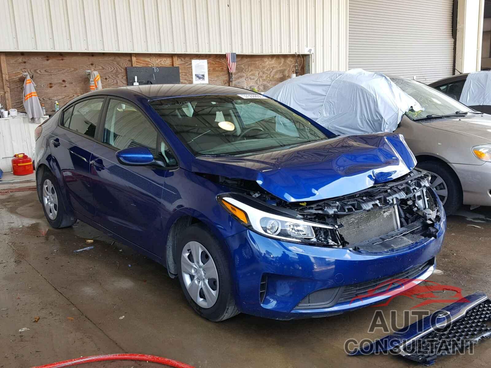 KIA FORTE 2017 - 3KPFK4A79HE014277