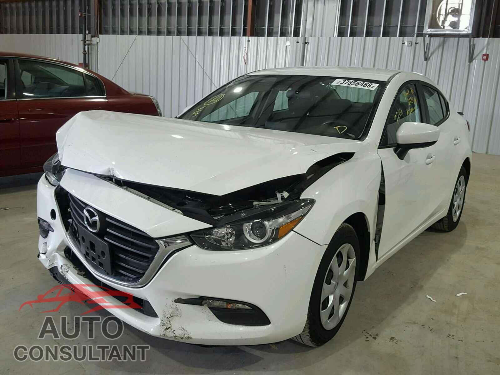 MAZDA 3 2017 - 3MZBN1U76HM132614