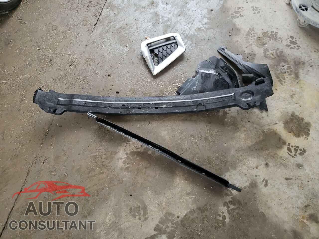 AUDI A4 2021 - WAUDAAF48MA029824