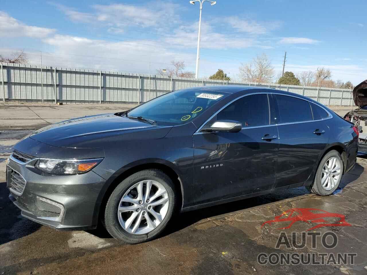 CHEVROLET MALIBU 2017 - 1G1ZE5ST1HF206376