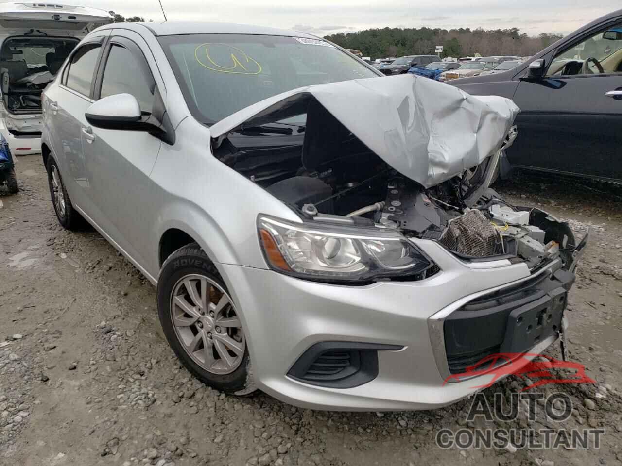 CHEVROLET SONIC 2017 - 1G1JD5SHXH4114576