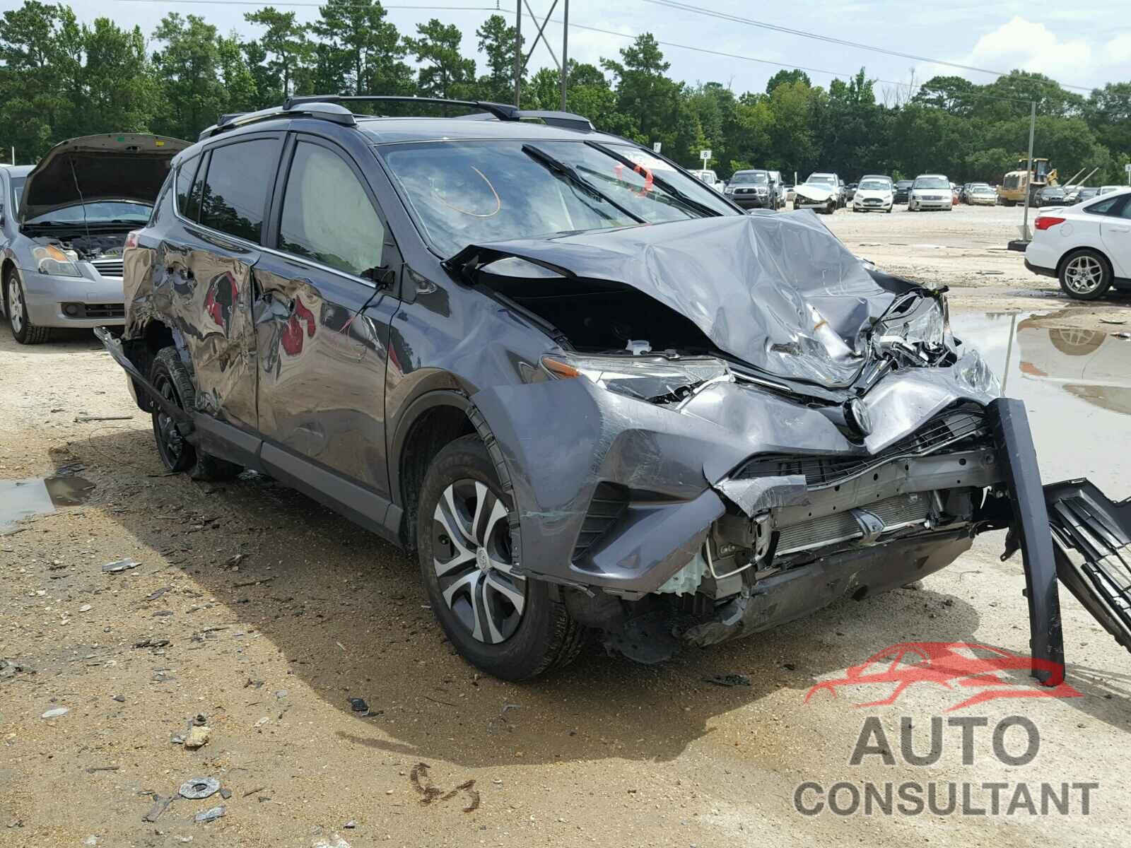 TOYOTA RAV4 LE 2017 - JTMZFREV2HJ700901
