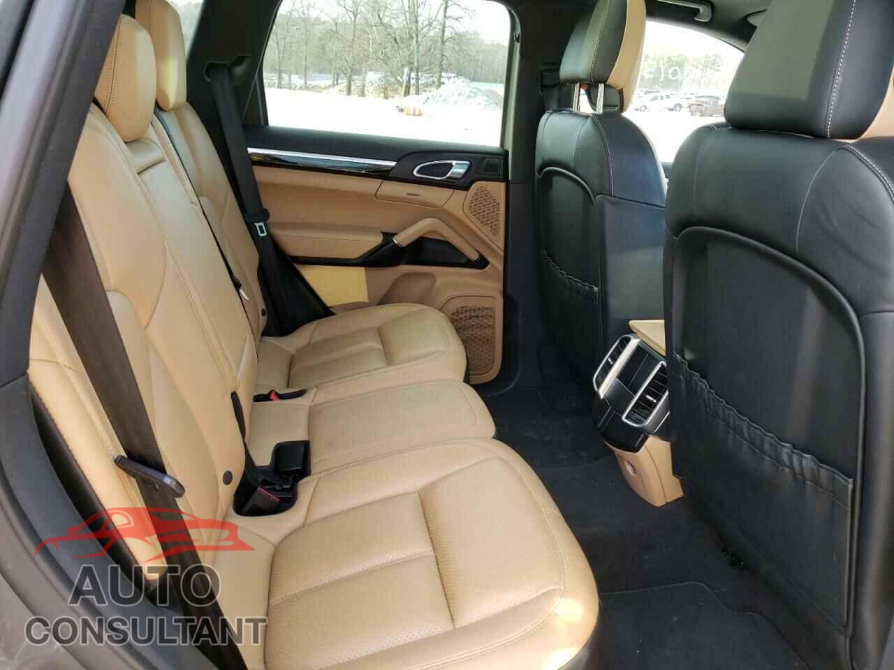 PORSCHE CAYENNE 2016 - WP1AA2A20GLA09608