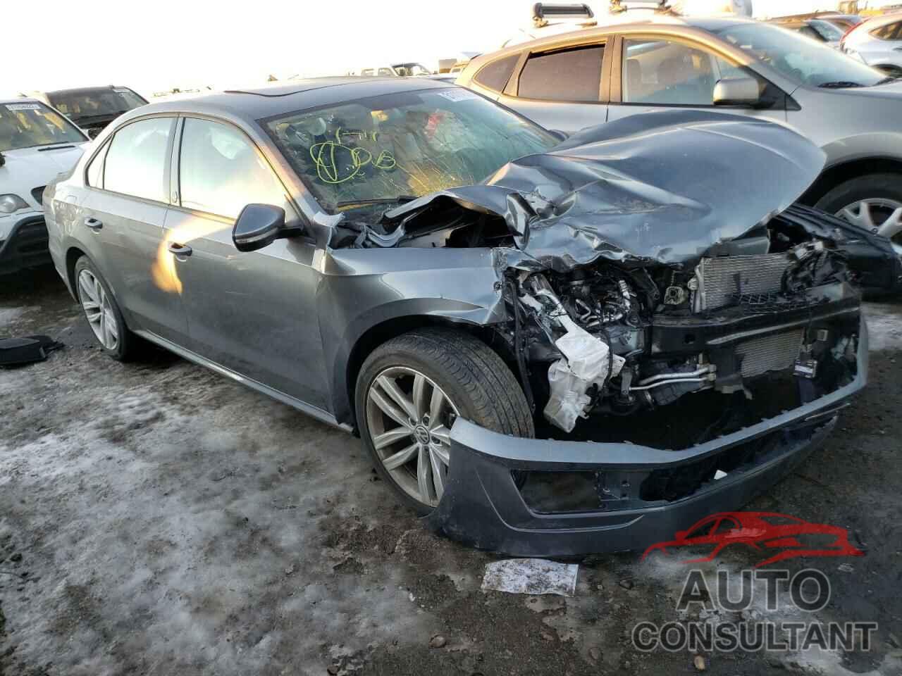 VOLKSWAGEN PASSAT 2019 - 1VWLA7A31KC007016